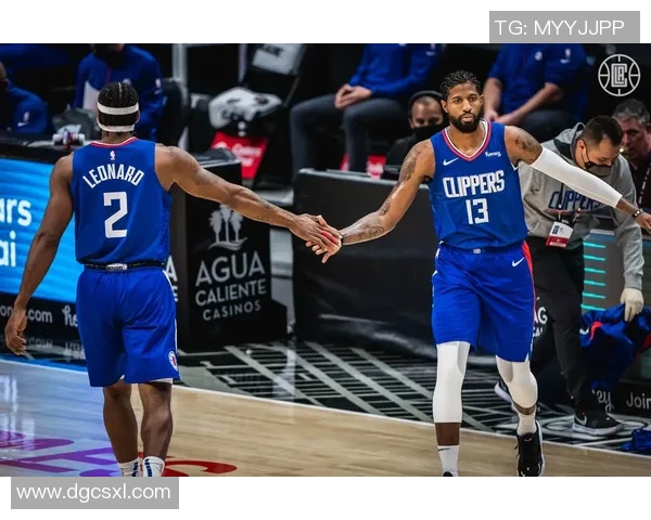 快船与勇士首轮对决揭幕战精彩回顾与分析